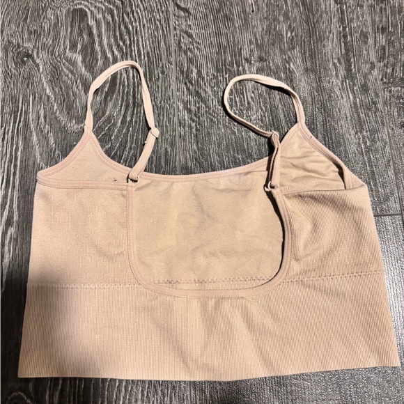 Extra small garage tan crop top - Picture 4 of 4